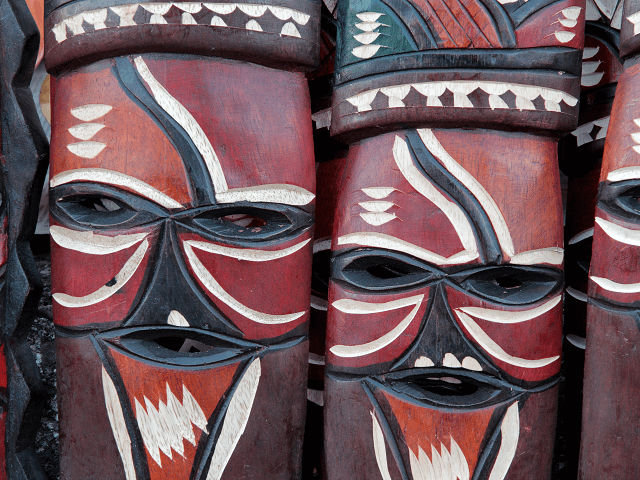 Africké drevené masky